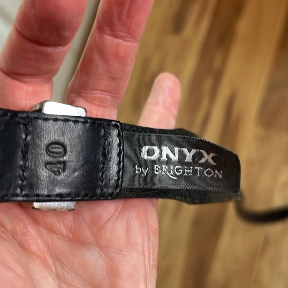 ONYX BY BRIGHTON Mens Leather Braided Belt Golf Scene Medallions Silver Buckle